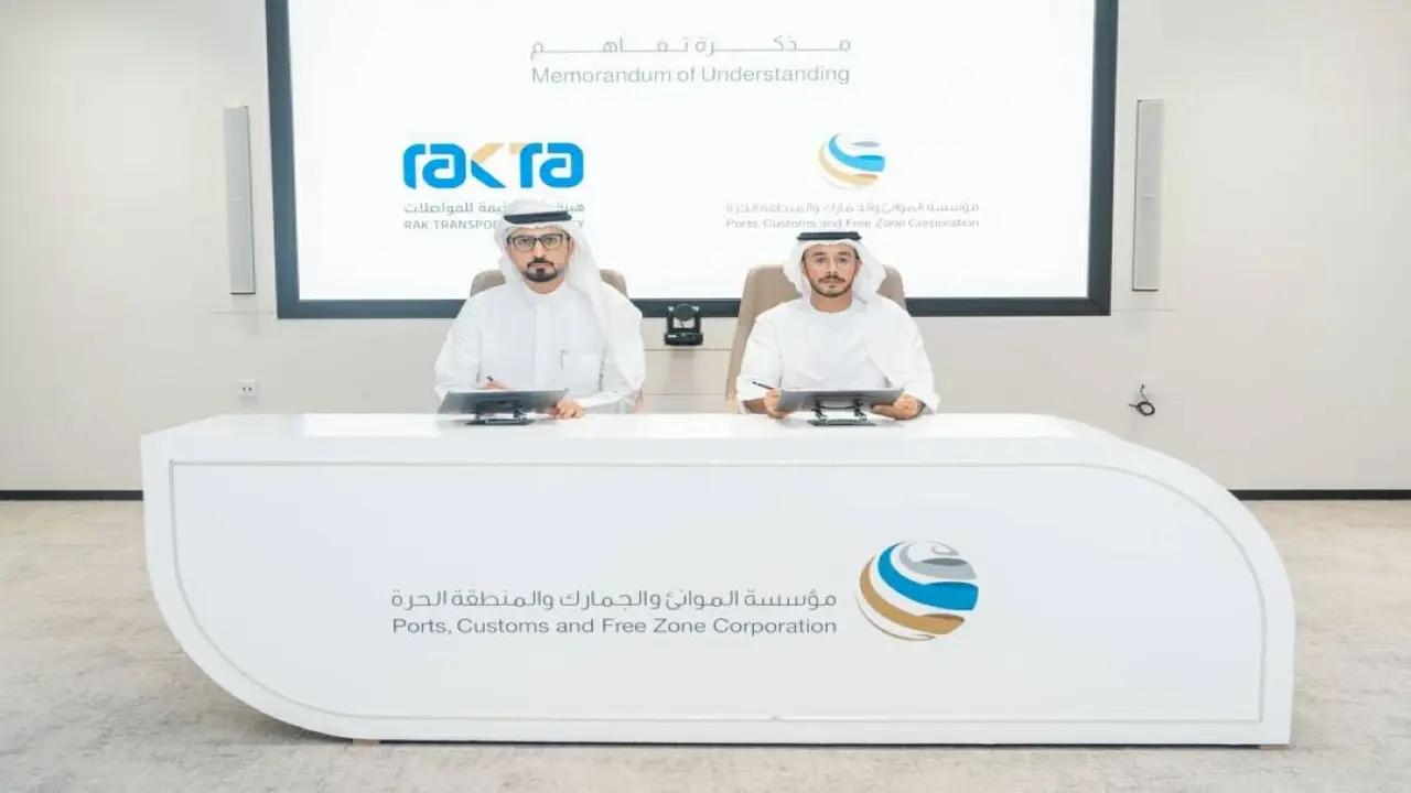دبي ورأس الخيمة تبرمان اتفاقية لتعزيز تنظيم الحركة بين الإمارتين